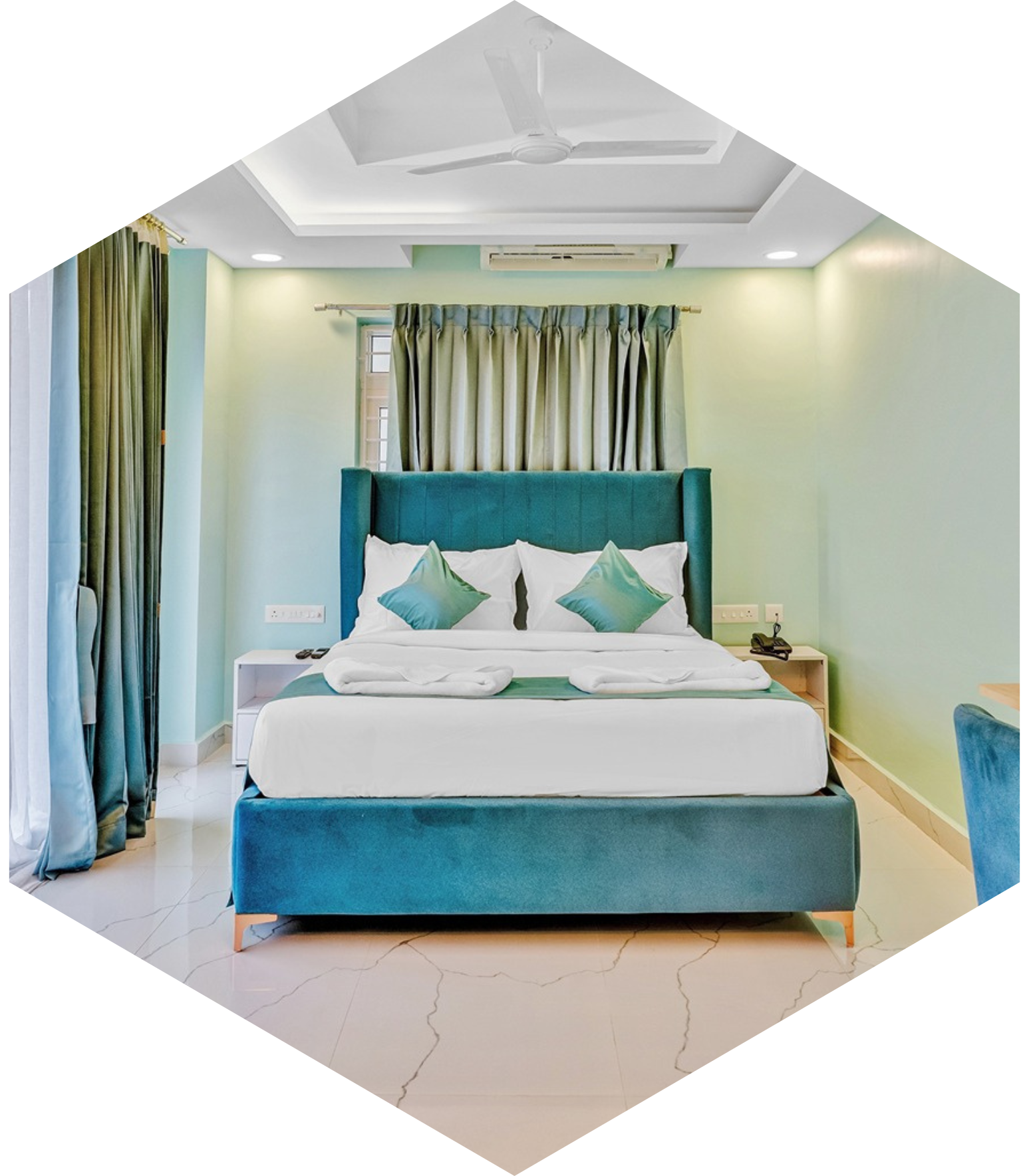 Hotel Room - Rohaan Elite Stay